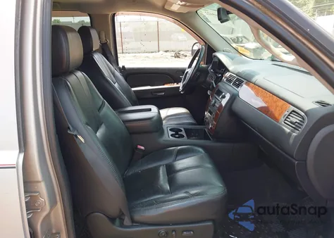 2007 Chevrolet Silverado 1500 Ltz из США, поврежденный, VIN 2GCEK13M971703521